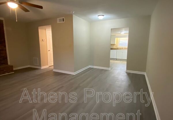 187 SHOEMAKER CT