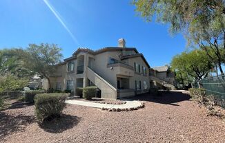 Upstairs 2 Bedroom at Canyon Willow Tropicana ( Boulder Hwy@Tropicana) - Gated