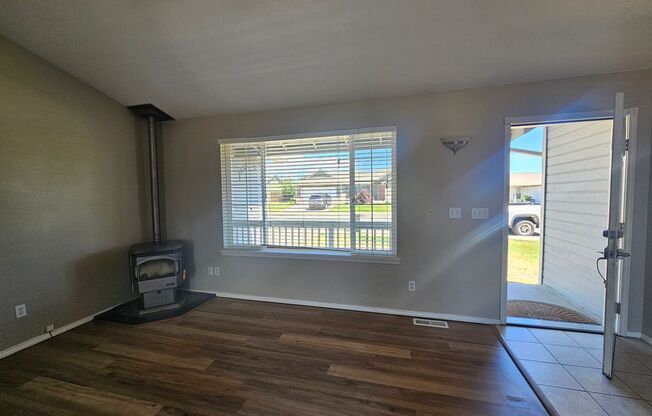 3 Bedroom Home with Outdoor Space