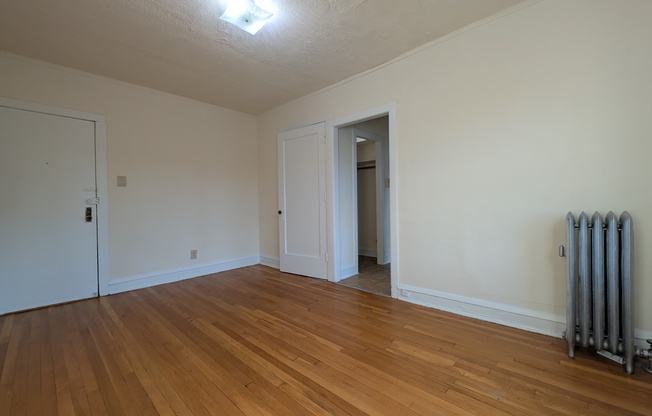 2700 N Spaulding Ave