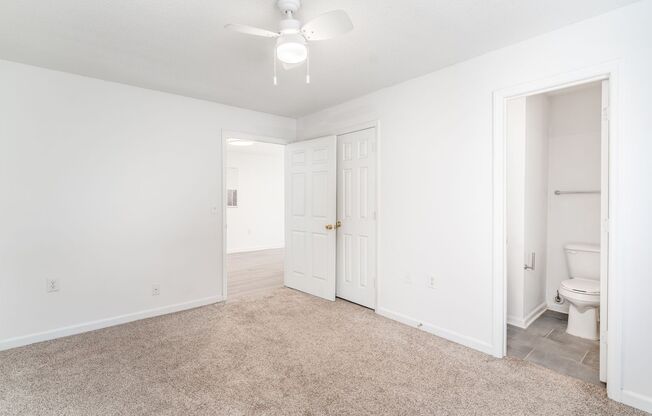 3 beds, 3 baths, 1,172 sqft, $1,700, Unit 1915G-JS