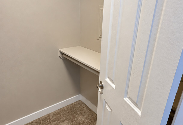 1 bed, 1 bath, 436 sqft, $1,695, Unit 19