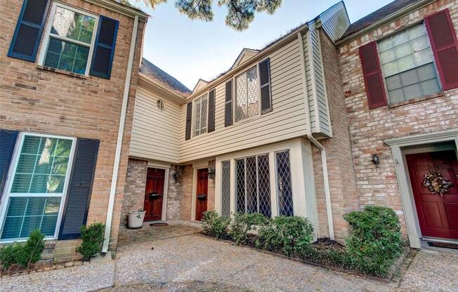 13168 TRL HOLW DR