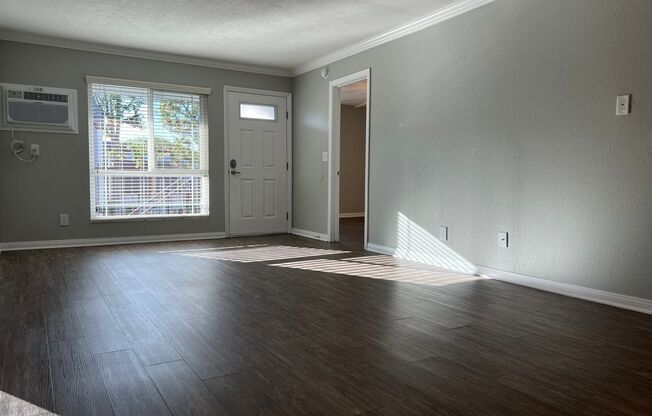 2 beds, 2 baths, 950 sqft, $2,830, Unit 1641P