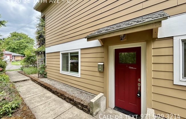 3720 SE 14 AVE