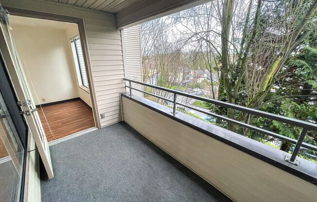 2 beds, 2 baths, 900 sqft, $2,695, Unit 210