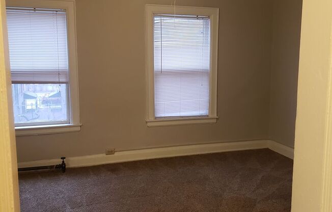 Studio, 1 bath, $715, Unit 19