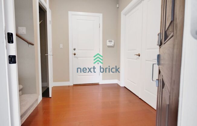 4 Bedroom 3.5 Bathroom in Highly Desirable Issaquah Highlands!