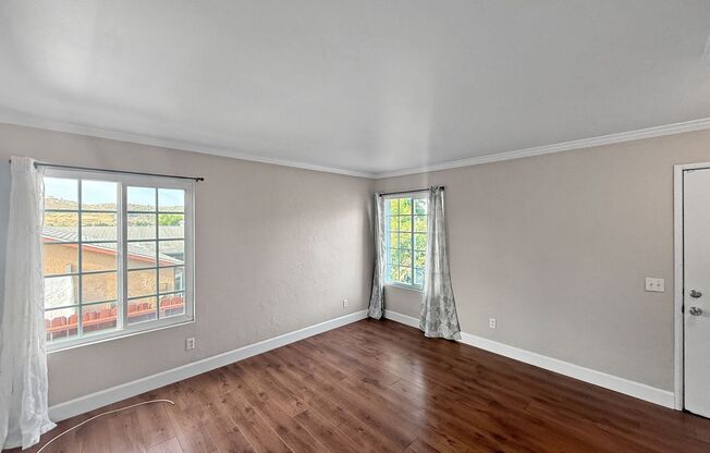 Stunning 4B/2.5Ba House w/ Two Fireplaces, Large Yard, and Attached Garage!