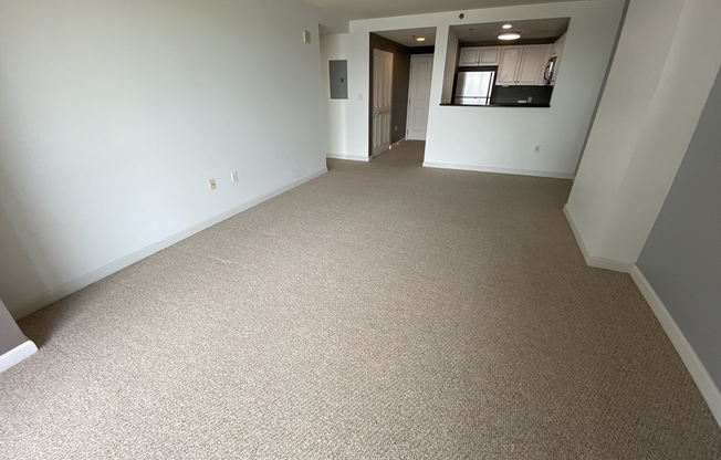 1 bed, 1 bath, 807 sqft, $3,599, Unit 1523