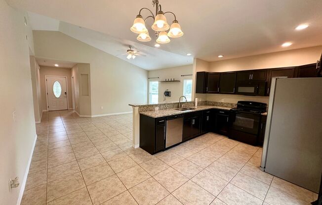 Beautiful 3/2 home in Deland