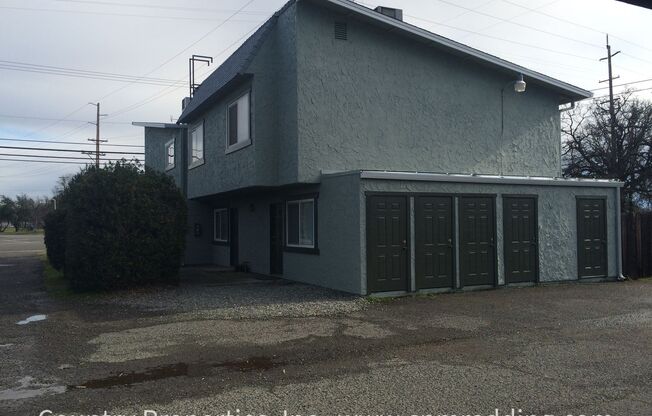 1500 Lake Blvd.