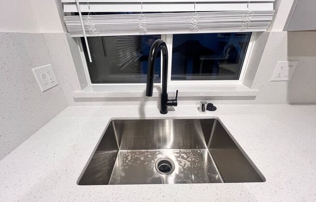 0813- 1340 Homestead Rd