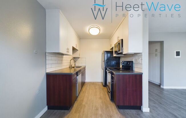 2 beds, 1 bath, $2,795