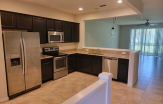 6791 ROUNDLEAF DR