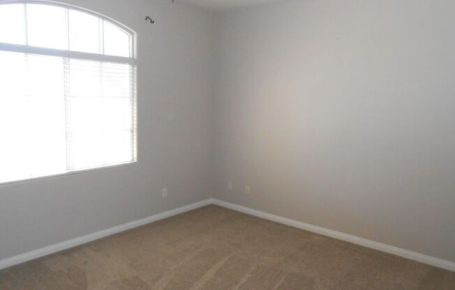 3 beds, 2.5 baths, $2,175