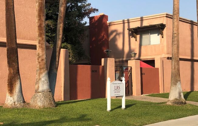 6436 Stockdale Hwy