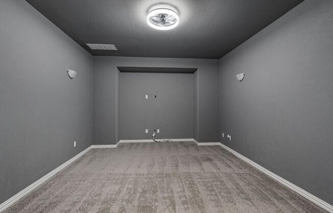 Incredible 4-Bedroom Home in Liberty Hill for Lease