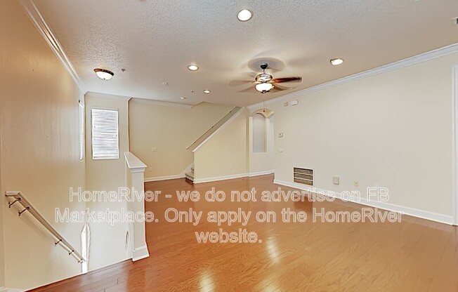 3111 W DE LEON ST
