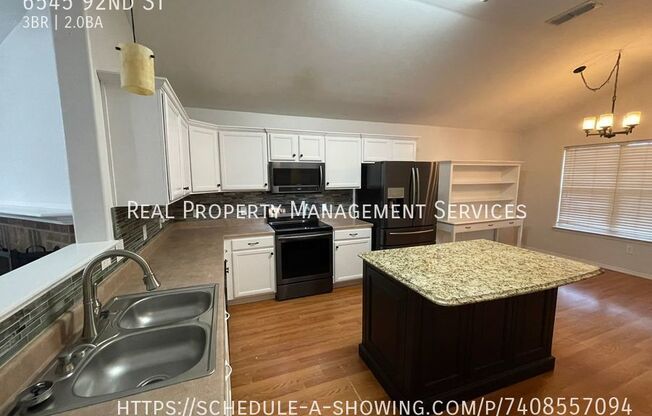 3 beds, 2 baths, 1,374 sqft, $1,400