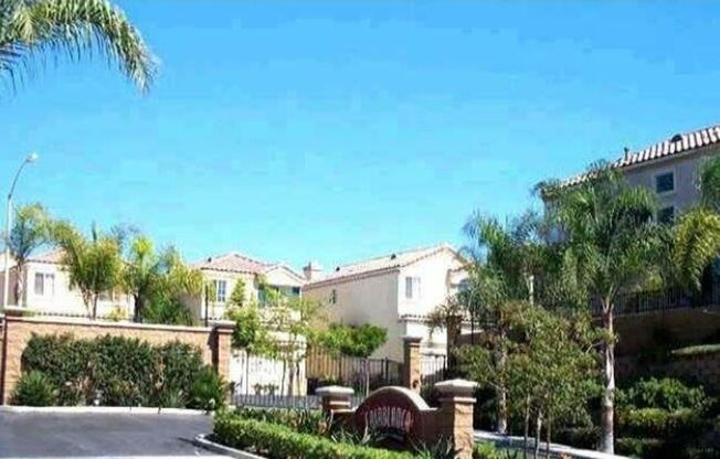 Detached Mira Mesa Home in Gated Community