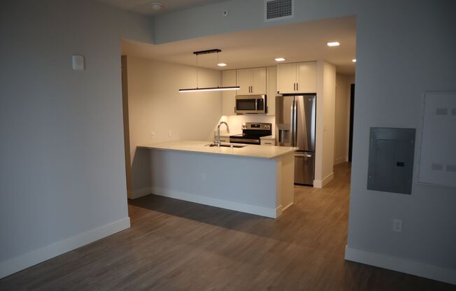 Studio, 1 bath, 657 sqft, $2,035, Unit #903