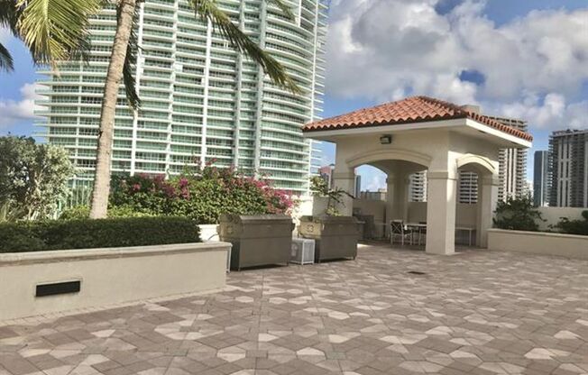 3 beds, 3 baths, $5,400