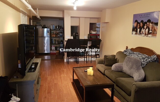 79 Pleasant St Apt B