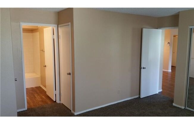 2 beds, 2 baths, $1,500