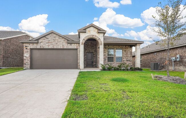 Brand New Build in McKinney, TX in the new Millstone Subdivision!