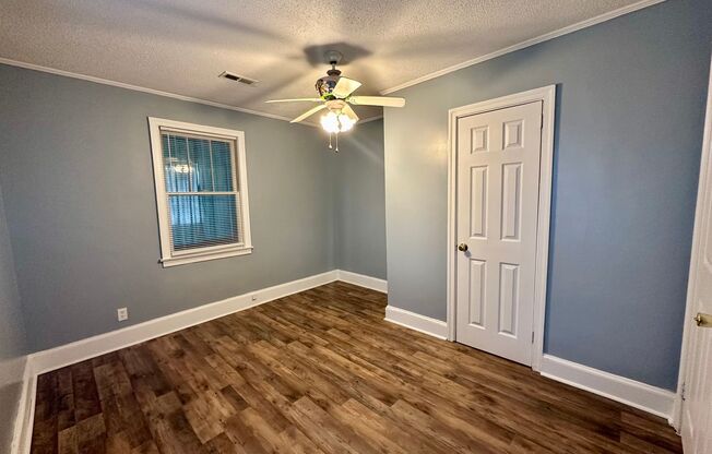 2 beds, 1 bath, $1,000