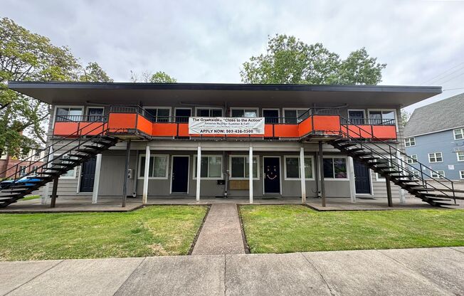 Greekside Apartments