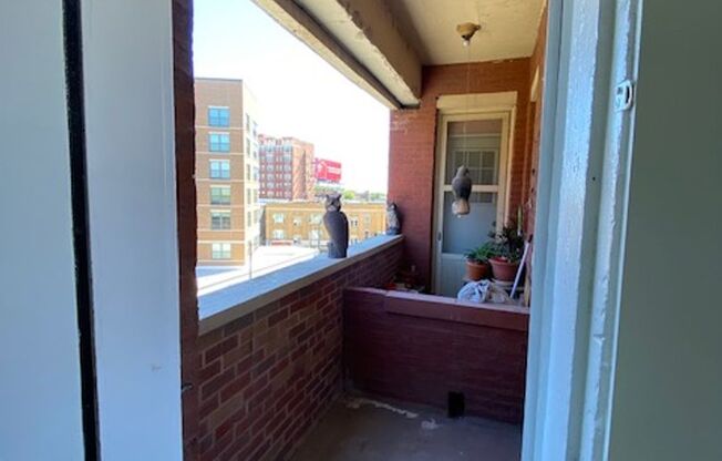 Studio, 1 bath, 300 sqft, $1,145, Unit #205