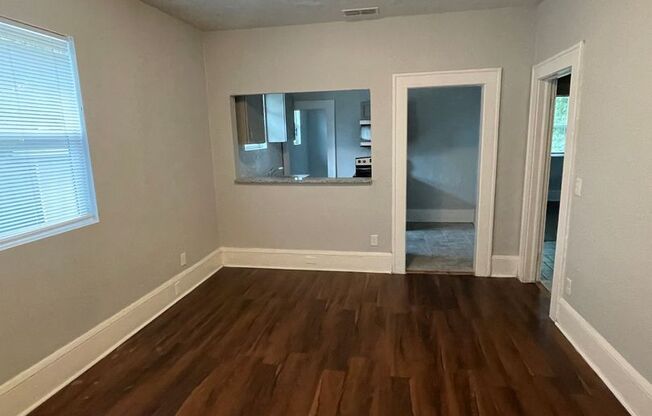 3 beds, 1 bath, 1,260 sqft, $1,250, Unit 548 w 25th Street