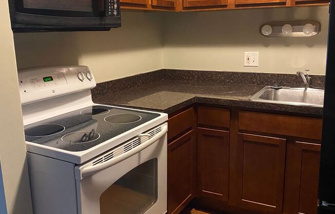 RMSA - MAPLESIDE APARTMENTS