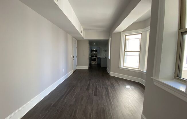 1 bed, 1 bath, 555 sqft, $1,458, Unit 206