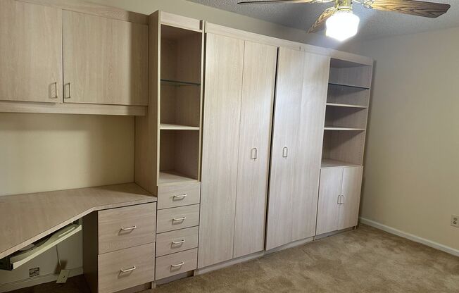 4345 Gran Meadows Ln S