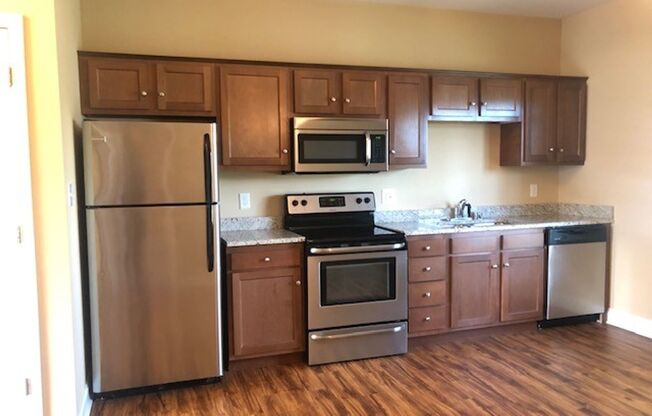 1 bed, 1 bath, 808 sqft, $675, Unit G4