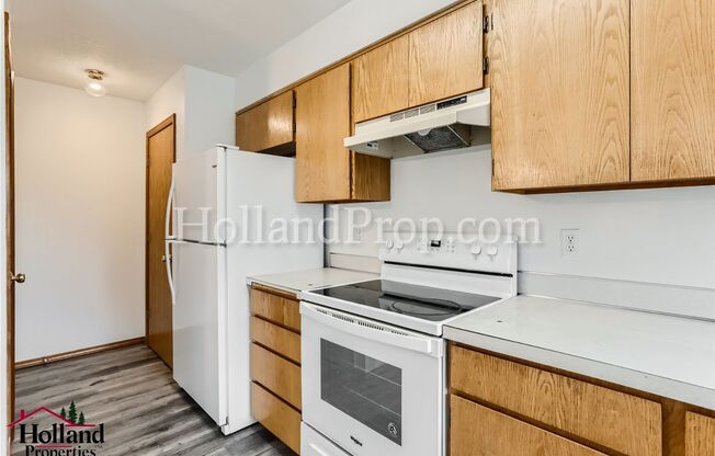 3 beds, 2.5 baths, $2,395, Unit Unit 3145