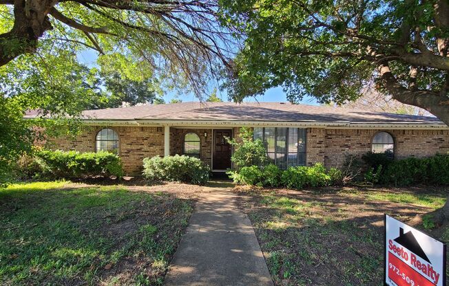 Move in ready in Arlington!