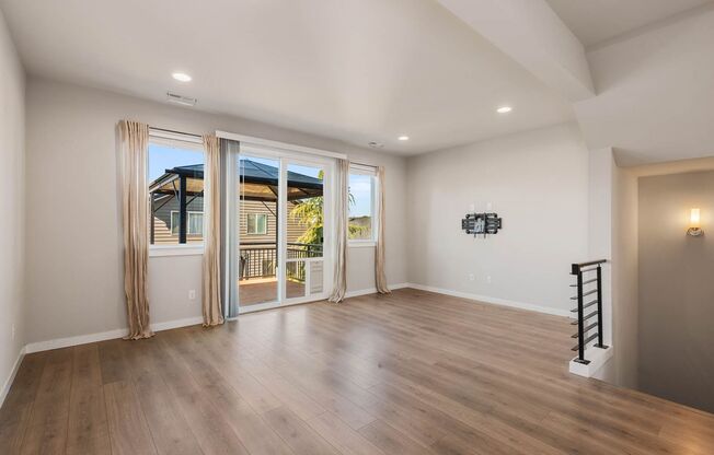 Modern Northshore Townhome with Designer Finishes & 2-Car Garage