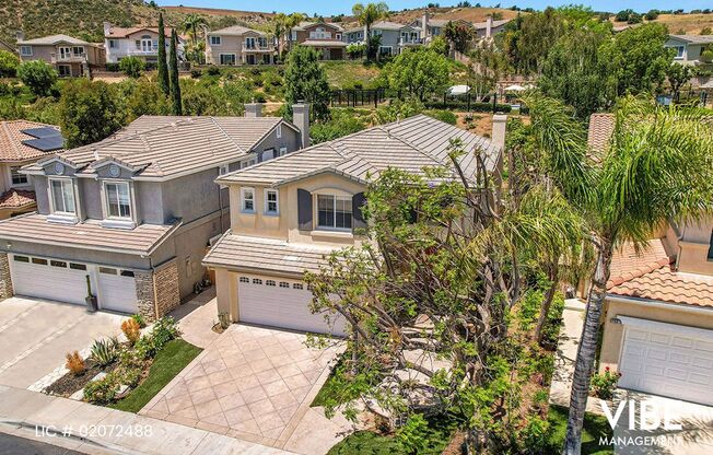 Spacious 3 bedroom plus office in Desirable Eagleridge Gated Community-Lang Ranch