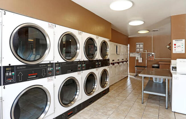 Onsite laundry facility at the Gates of Rochester Apartments