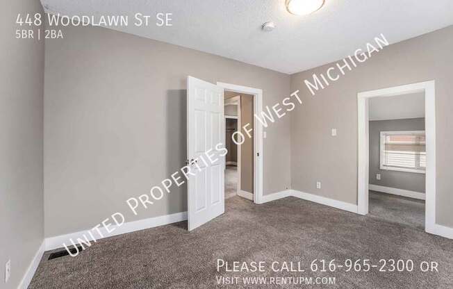 448 WOODLAWN ST SE