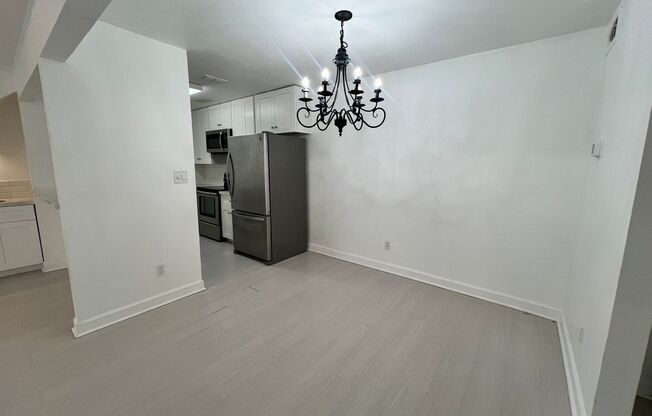 2 beds, 2 baths, $1,800