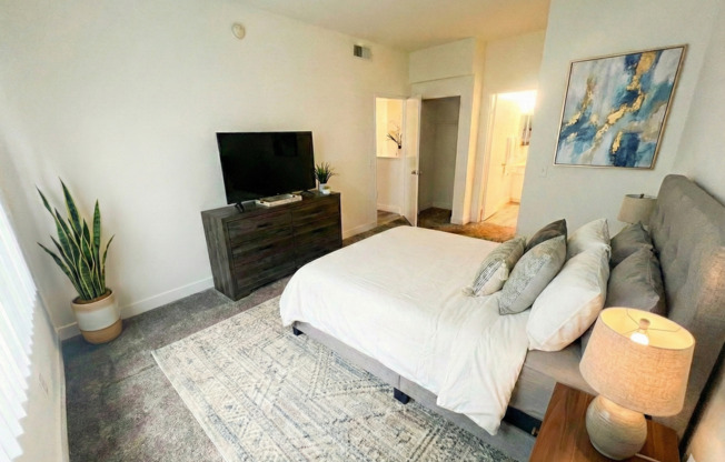 Cambridge Court Apartments