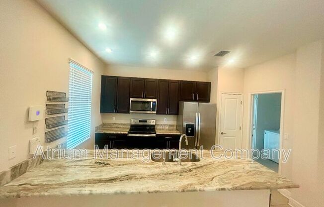 1750 19 ST S