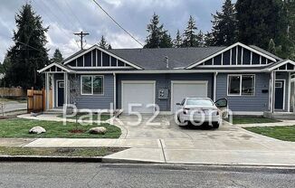 Beautiful 3 Bedroom 2 Bath Duplex in North Tacoma