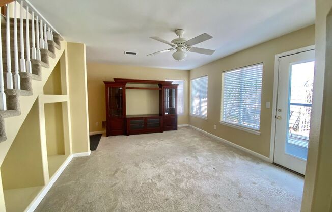 Green Valley Ranch Home for Rent!