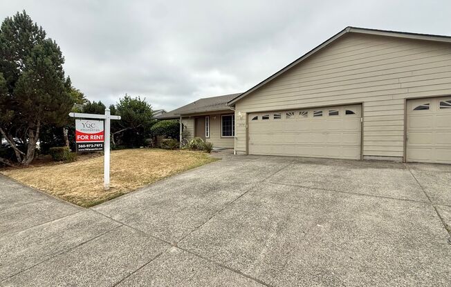 Charming One-Level Ranch in Peaceful Battle Ground Neighborhood